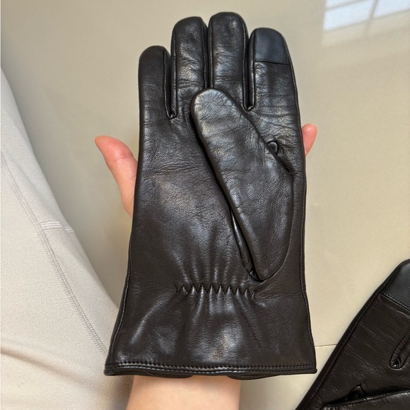 NWOT‼️ MICHAEL KORS Men’s Leather Gloves Size M - Picture 6 of 9